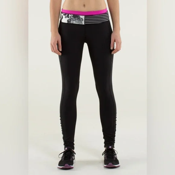 LULULEMON Speed Tight *Brushed Interlock Black Quilt Reflect Ruched Leg pants 8✨ - Picture 1 of 14